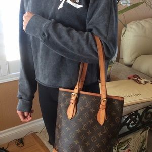 Authentic Louis Vuitton bucket PM